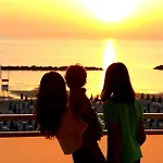 شقة Terrazzo Panoramico Fronte Mare Zamponi