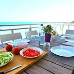 شقة Terrazzo Panoramico Fronte Mare Zamponi *