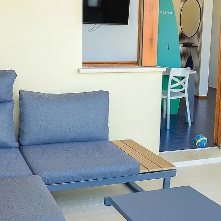 Terrazzo Panoramico Fronte Mare Zamponi 公寓 *