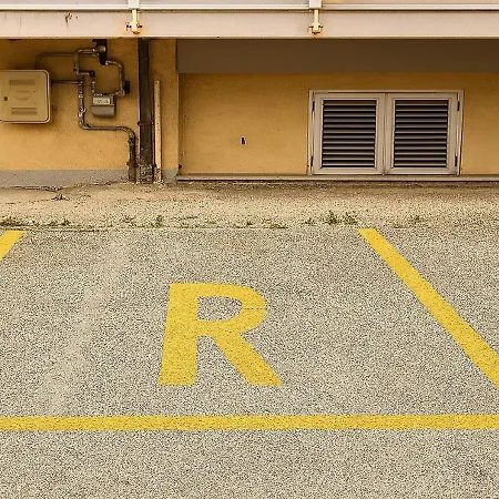 Terrazzo Panoramico Fronte Mare Zamponi 公寓