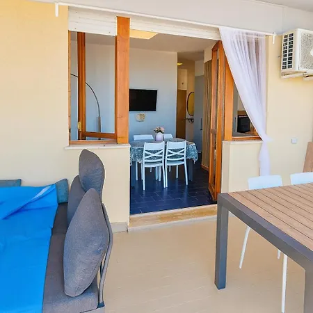Terrazzo Panoramico Fronte Mare Zamponi * 西维尔诺瓦·马尔凯