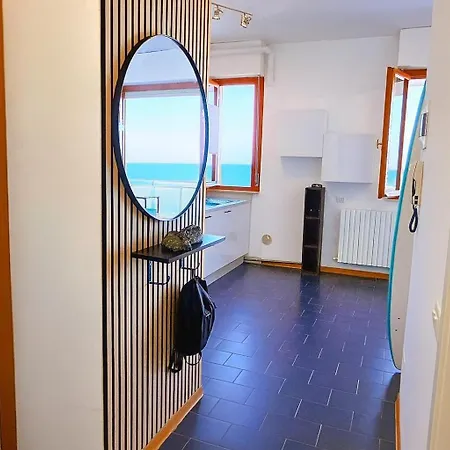 Terrazzo Panoramico Fronte Mare Zamponi