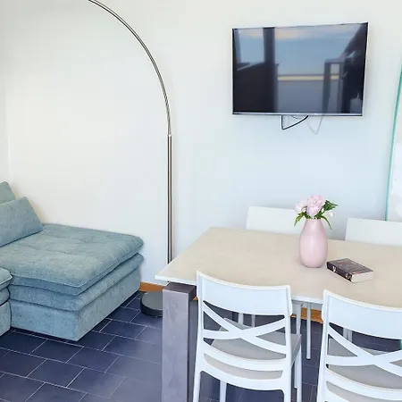 Apartamento Terrazzo Panoramico Fronte Mare Zamponi