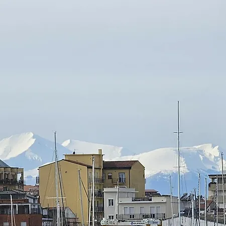 Appartamento Terrazzo Panoramico Fronte Mare Zamponi *