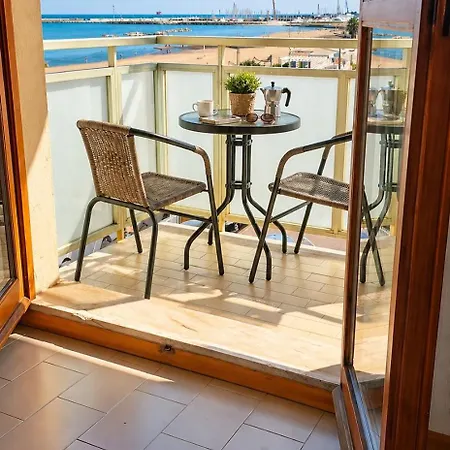 Terrazzo Panoramico Fronte Mare Zamponi *