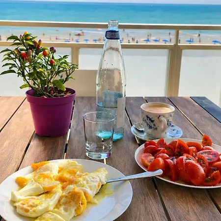 Terrazzo Panoramico Fronte Mare Zamponi * Civitanova Marche