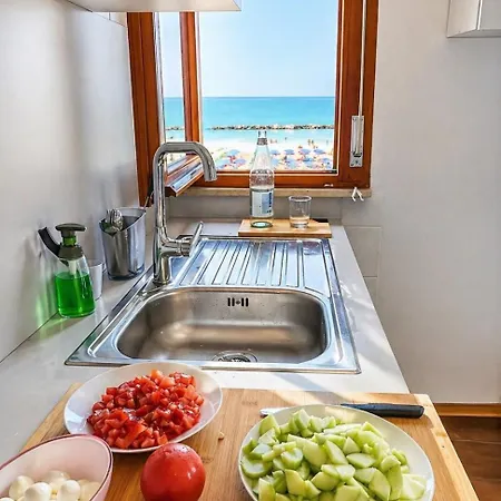 Terrazzo Panoramico Fronte Mare Zamponi Apartamento Civitanova Marche