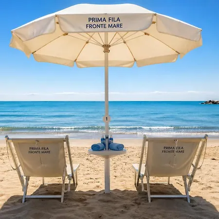 Terrazzo Panoramico Fronte Mare Zamponi 西维尔诺瓦·马尔凯