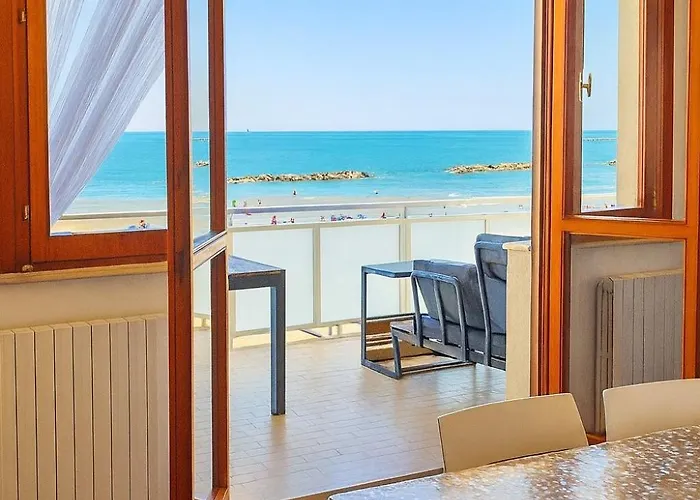 Terrazzo Panoramico Fronte Mare Zamponi Appartamento