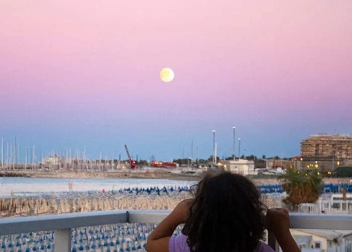 Appartamento Terrazzo Panoramico Fronte Mare Zamponi Civitanova Marche